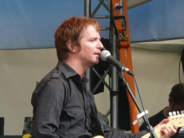 Techno-TV 22 I Am Kloot live…