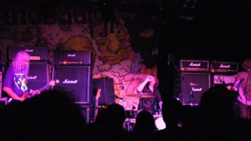 Dinosaur Jr. live at Uebel & Gefährlich, 30.06.2013