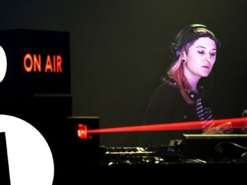 Maya Jane Coles live from Hï for Radio 1 in