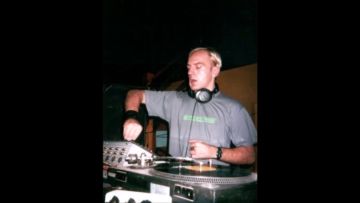 Techno-TV 9 Sven Väth @ Distillery Leipzig (06.05.1999)