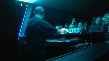 Techno-TV 20 DJ SASHA LNOE TEN spielt Godford -Nonbinary Place (Sasha rework!)