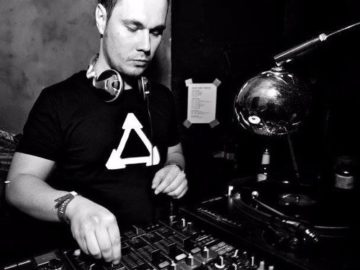 Dominik Müller – DJ set @ Gegen Family, Kitkat Club,