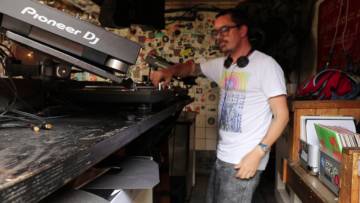 Techno-TV 16 Zûg presenta: ZUG002 | Club der Visionaere | 2019