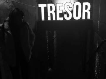 Lindsey Herbert || Tresore Berlin