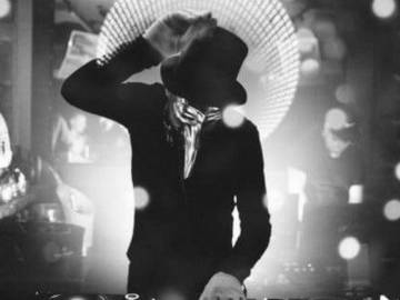 Claptone – Live @ The Masquerade Opening Party (Pacha, Ibiza)
