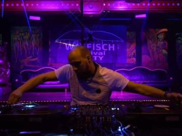 Henriko S. Sagert Live From KitKatClub Berlin – Walfisch Revival