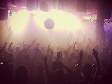 Graham Sahara Live at Insane, Pacha Ibiza with MK &