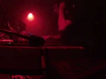 Below Surface @ Tresor Berlin – NÄCHSTER 31.05.2014 | Video