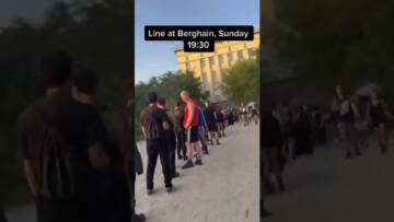 LINE IM BERGHAIN NACHTCLUB, Berlin | Elektronische Musik #shorts