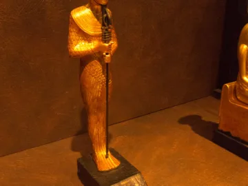 Egyptian golden figure