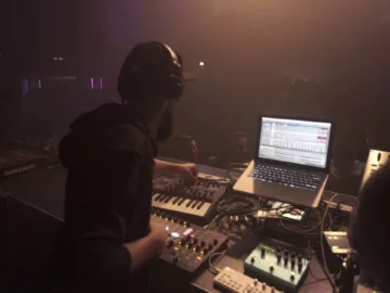 Jonas Saalbach & Einmusik @ Berlin ADE Special w/ Katermukke