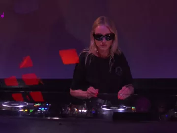 Stella Bossi & VJ Mo | Marry Klein Festival 2021