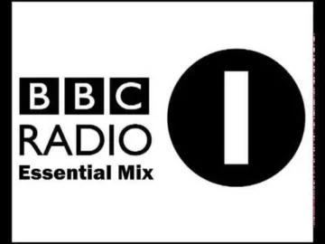 Essential Mix 2000 09 17 Frankie Knuckles, Live from Pacha,