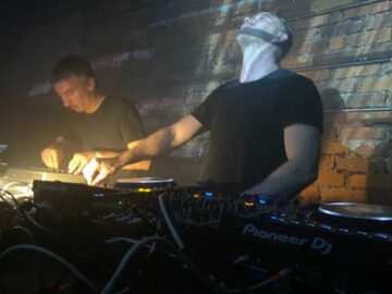 Live @Distillery Leipzig 29.10.22 24 H WOHNZIMMER