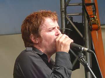 Techno-TV 22 I Am Kloot live…